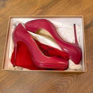 🌹Christian Louboutin🌹 Magenta Pink Stiletto Shoes NWT In Box & Red Shoe Bag